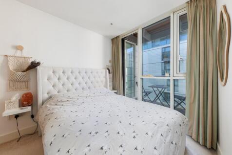 Times Square F45 ...