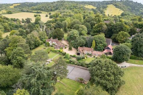 Fredley Manor