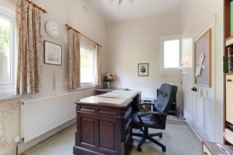 Bedroom/Study
