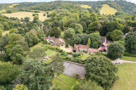Fredley Manor