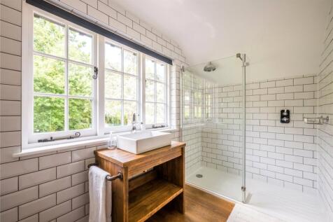 Studio Bathroom
