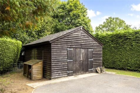 Garage/Workshop