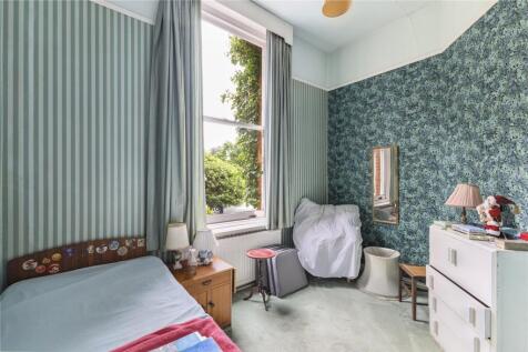 Bedroom/Study