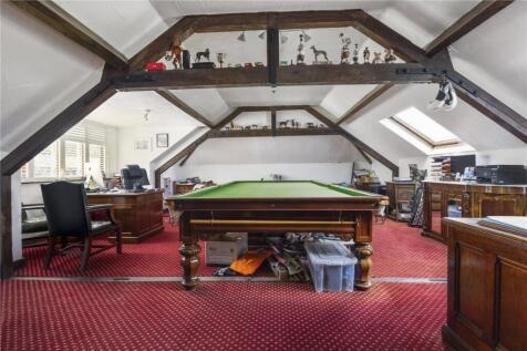 Games Room/Bedroom