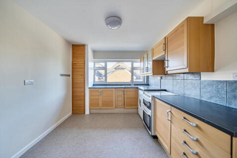 1360664-3-68dbeea...