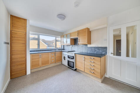 1360664-2-68dbee8...