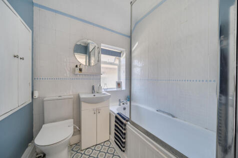 1349569-7-68baac2...