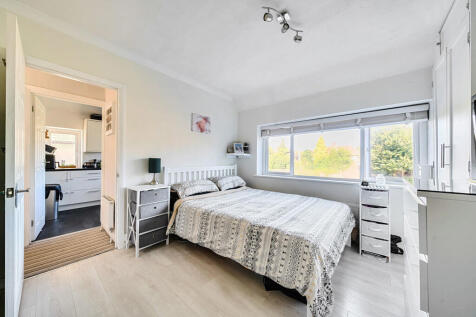 1349569-17-68babe...