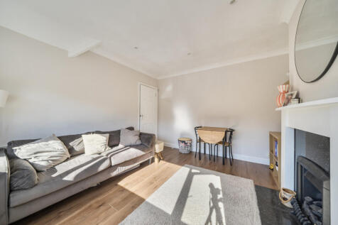 1349569-11-68baad...