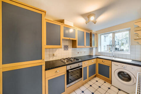 1371878-13-68f89d...