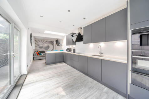 1296872-31-682dc6...