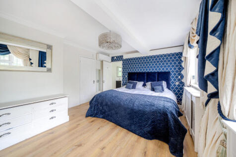 1296872-17-682dc5...