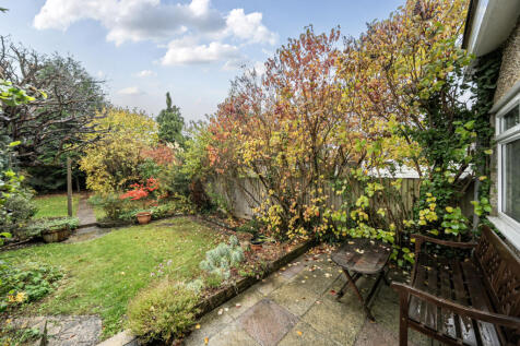 1370868-5-68f62e1...