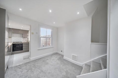 1372950-10-6900e7...