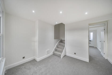 1372950-11-6900e7...