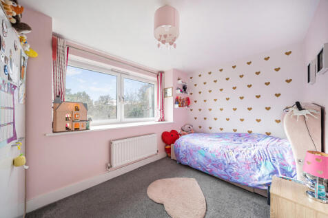 1371343-15-690dfd...