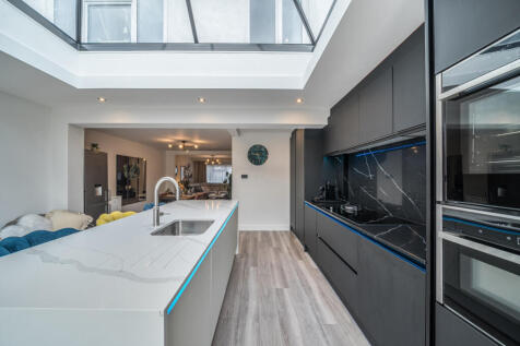 1381213-21-69130b...