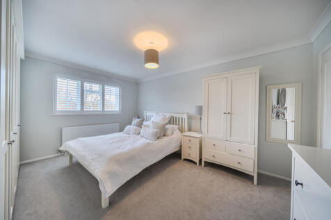 1376479-13-690b3b...