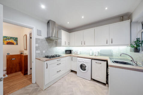 1383671-9-6928729...