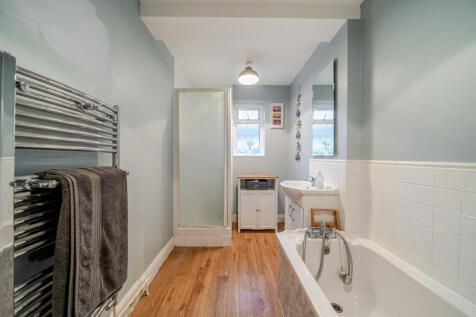 1383671-10-692872...