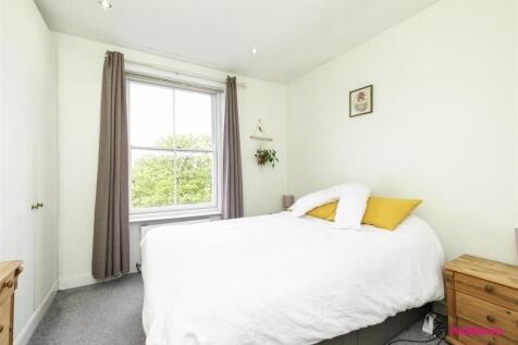56D Oakley Square -13.jpg