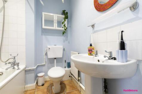 56D Oakley Square -15.jpg