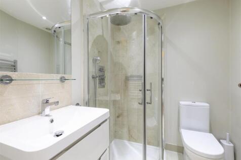 38A Camden High Street -9.jpg