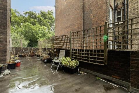 Flat 4 St.Mary Le Park Court -12.jpg