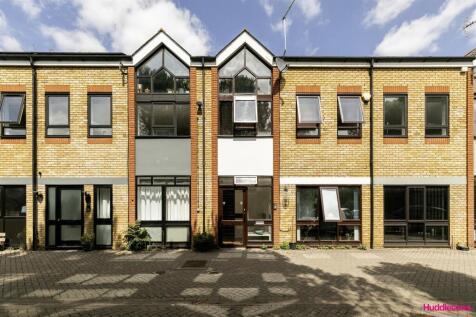F1, 3 Torriano Mews -1.jpg