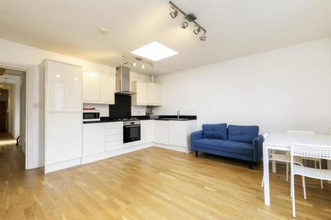 137 Camden High Street -5.jpg