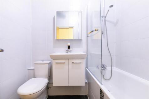 137 Camden High Street -12.jpg