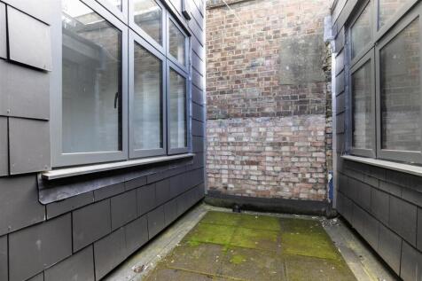 137 Camden High Street -13.jpg