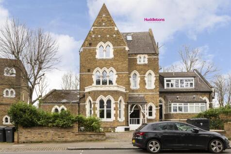 F2, 19 Crescent Road - 17.jpg