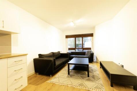 F1, 3 Torriano Mews-4.jpg