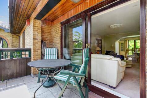 Property Image 4