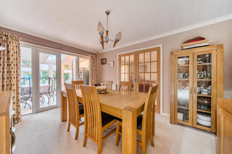 1375215-7-6908d74...