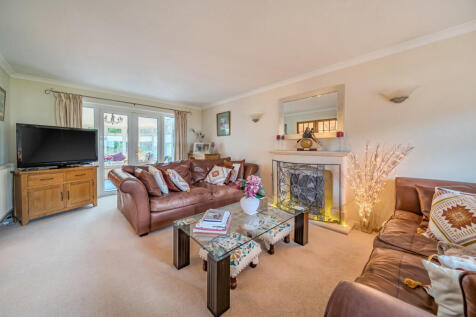 1375215-5-6908d71...