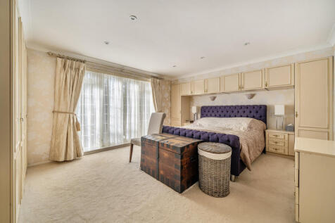 1301376-27-6838a0...