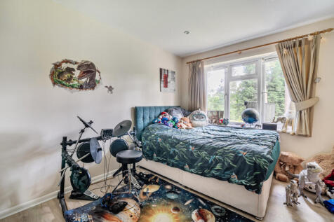 1301376-22-68389f...