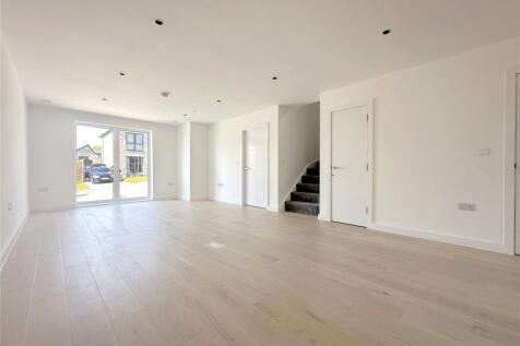 Living/Dining Area