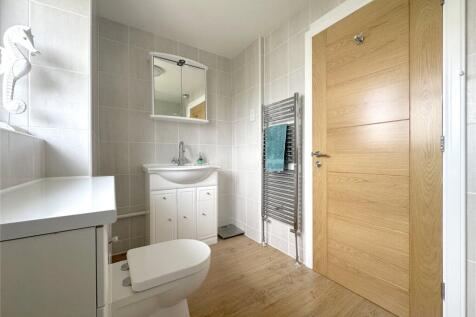 Family Shower Room