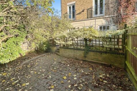Property Image 11