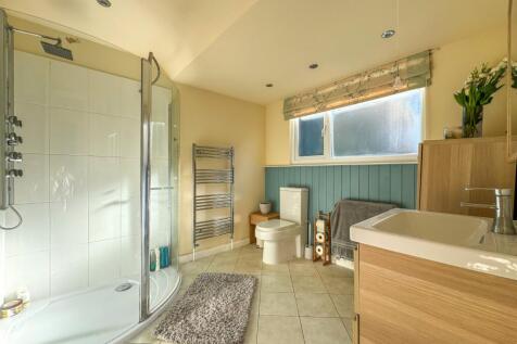 Upstairs Shower Room