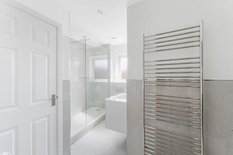 Family Shower Room