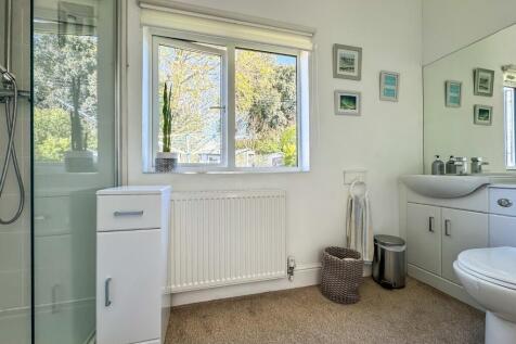 Ensuite To Bed Four