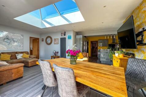 Kitchen/Diner/Living