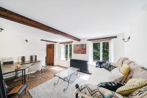 Bedroom/Reception
