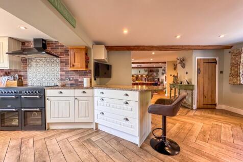 Kitchen/Breakfast