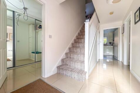 Entrance/Cloak Room