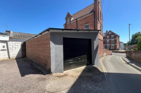 garage 3.jpg